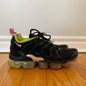 Nike Black and Pink Air VaporMax Plus with Green Accents